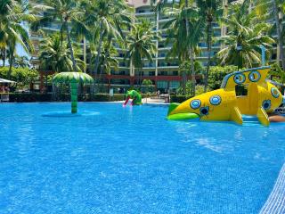 Playa Royale Beachfront Garden-Floor-Family Getaway - 9
