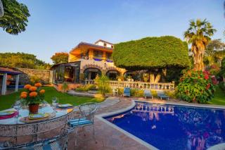 Hacienda Bugambilia Heated Pool Garden - 0