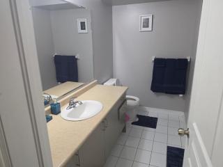 Modern Cozy Home - Spacious - Near Airport with AC - 7