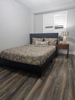 Modern Cozy Home - Spacious - Near Airport with AC - 3