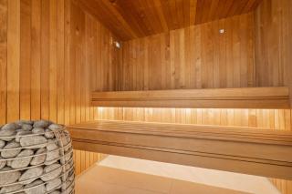 Luxurious - Private Sauna & Rooftop - Perfect location - 9