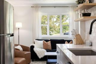Chalfant Chateau Luxury Living and Great Location - 0