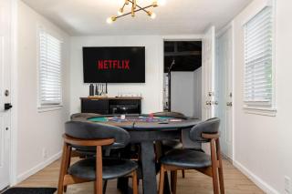 Chalfant Chateau Luxury Living and Great Location - 3