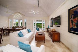 Westmoreland Villa with Pool and Golf Views - Cherry Red - 5