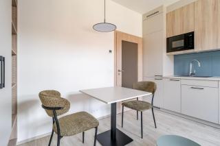 Blueground Nusle balcony cafes restaurants PRG-72 - Praga - 6