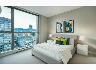 Stylish Yaletown Condo - Walk to BC Place, Canada Place & Skytrain - Free Parking - 6