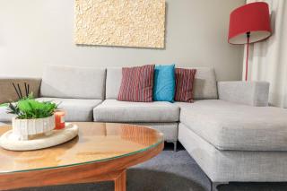 Top Floor Tropical Escape with King Bed, Pool & Balcony - Darwin - 6