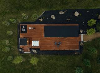 NEW Mirror Cabin Luxury Retreat with Hot Tub and Sauna - 2