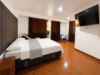 Hotel Madrid - 1