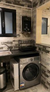 Small apartment in Gleem شقة صغيرة في جليم - 5