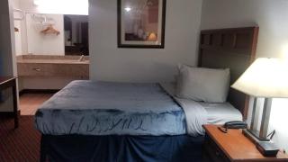 OSU 2 Queen Beds Hotel Room Wi-Fi 222 - 8