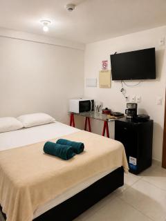Flat 404 - 8