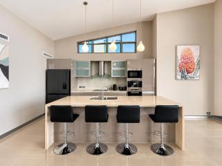 Redcliffe 3-Bedroom Waterfront Penthouse - 6