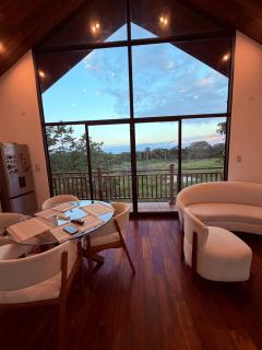 Amazon Magic Lake House, 3 Hab, Vista a Laguna - 1