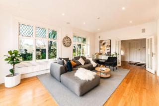 Bel Air Mansion - Sleeps 12 Villa - 5
