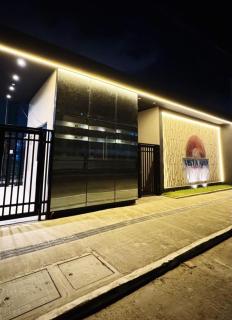 Apartamento em Condomínio Clube com 2 suítes e bem localizado - 9