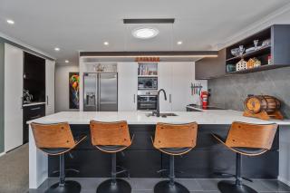Endeavour Oasis - Whitianga Holiday Home - 1