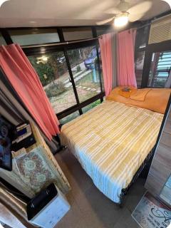 Exclusive Mountain Retreat near Alta D Tagaytay - 4