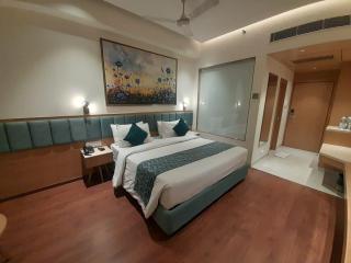 Hotel Golden Orchid - 3