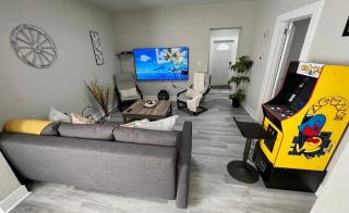 Lovely Home Near Calle 8 and Brickell - 4