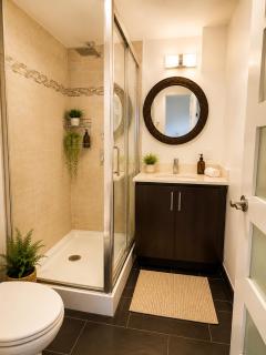 Well located apartment hotel in heart of Montreal downtown - 3