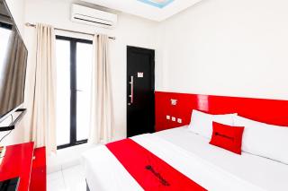 RedDoorz @ Galuh Mas - 9
