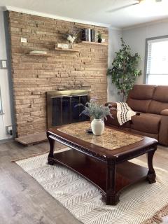 Sherman Executive Home Fast WiFi for Nurses Families and Work Groups - 8