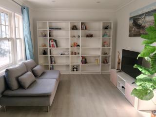 Lovely Single house close to Finch station 4BR with Free Parking - 6