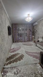 Светлая двухкомнатная квартира в центре - 3