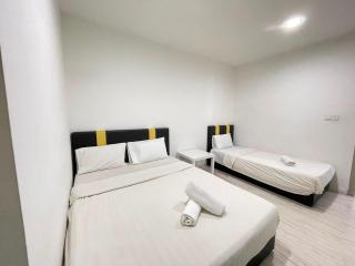 The Grand Palm 2BR Sutera Avenue - 2