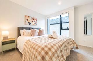 Gloucester Escape Modern 2BR with Outdoor Space - 6