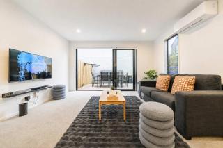 Gloucester Escape Modern 2BR with Outdoor Space - 5