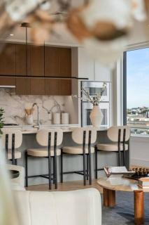 Charming and Chic Apartment - 7