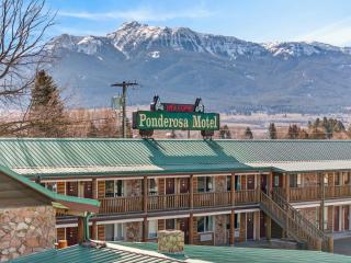Ponderosa Motel - 0