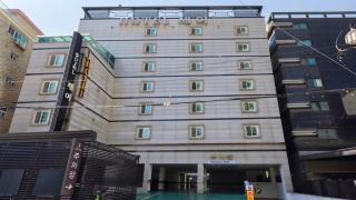 Osan J Hotel - 2
