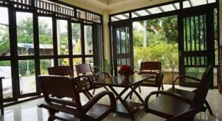 Ponburi Hotel - 4