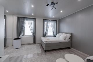 Downtown studio with Netflix - 8
