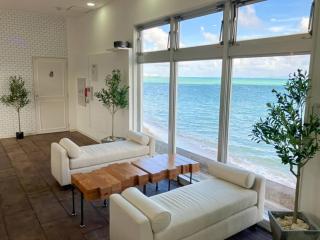 Golden Sun Beach Hotel - Vacation STAY 27721v - 2
