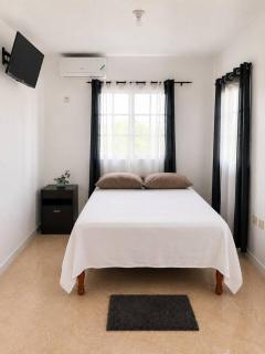 The Hideaway Suite, largest master, ocean glimpse - 7