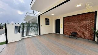 A31 Tropical Garden Dato Onn Austin Party House - 3