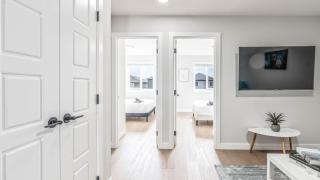 Luxurious New Home with Free Banff Pass - 5