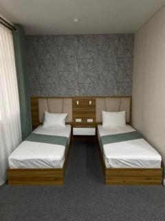 Brilliant Hotel - 8