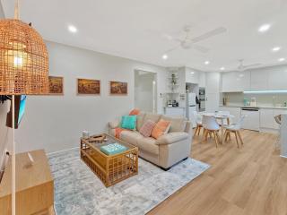 Renovated Two Bedroom Unit in Cotton Tree with Pool - 5 Kalyan Court - 0