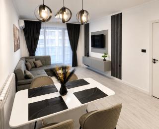 Bright & Stylish 1-Bedroom Apartment - 6