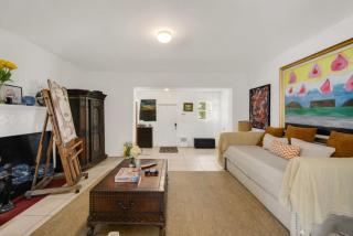 Suarez Art Stay Buena Vista Private Rooms, Free Parking - 2