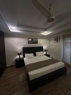 Luxe Haven Apartments - Bahria Town - 8