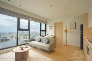 Beachfront 1BR Condo with Balcony - 9