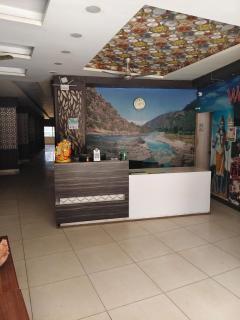 Hotel Oasis - 9