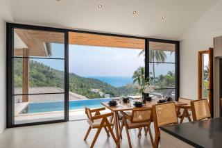 Sunrise Hill Amazing Seaview 4br private pool - 9