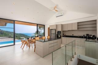 Sunrise Hill Amazing Seaview 4br private pool - 3